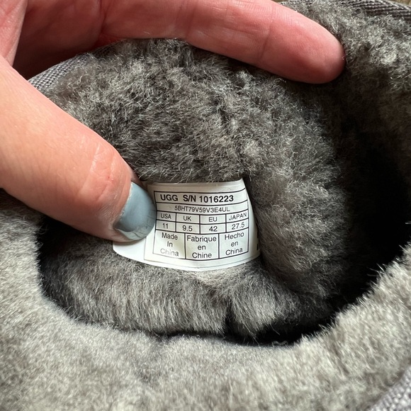 Classic short grey Ugg boot size 11 - Picture 7 of 7